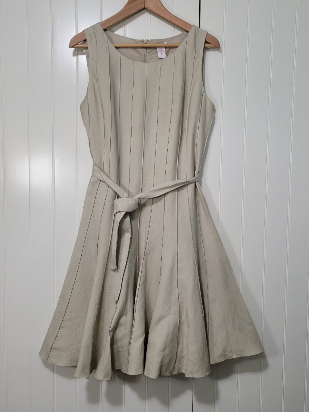 Vtg IZOD NWT Quiet Luxury Old Money Beige Linen Rayon Pleated Flare Shift Dress